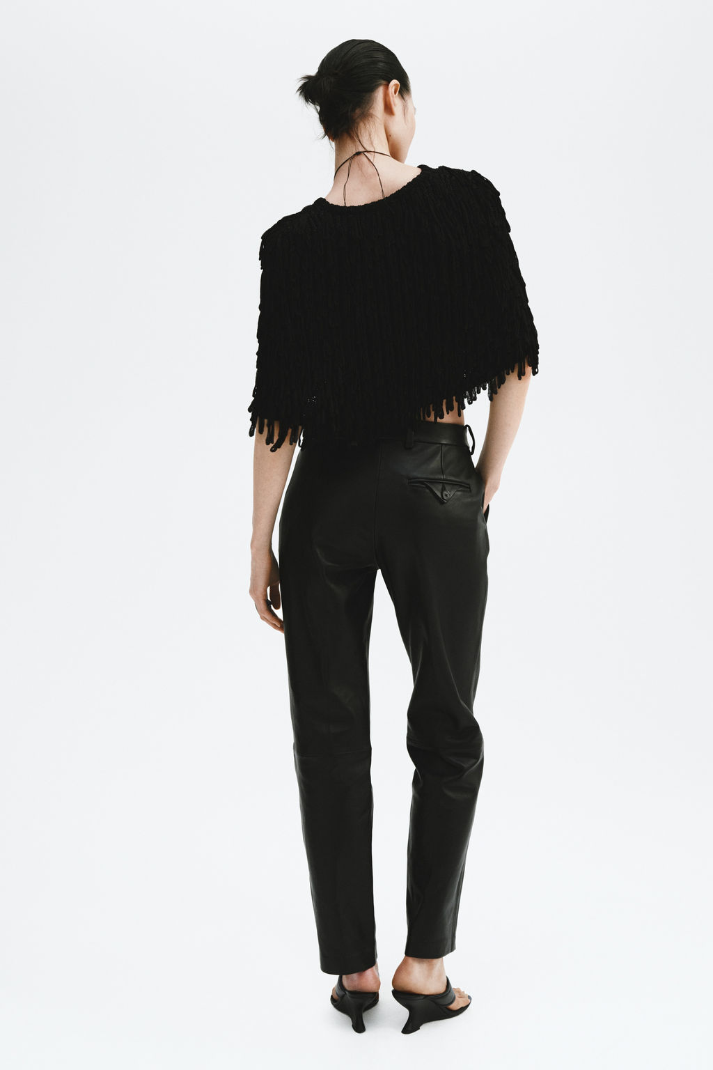 Capa en punto acanalado con flecos - H&m фото 5