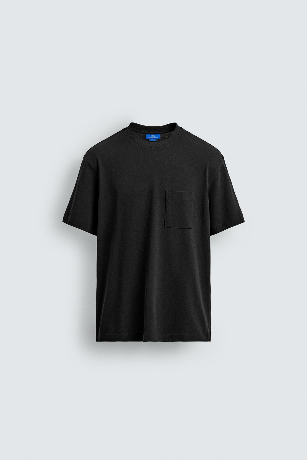 CAMISETA BOLSILLO AARON LEVINE X ZARA / Negro
