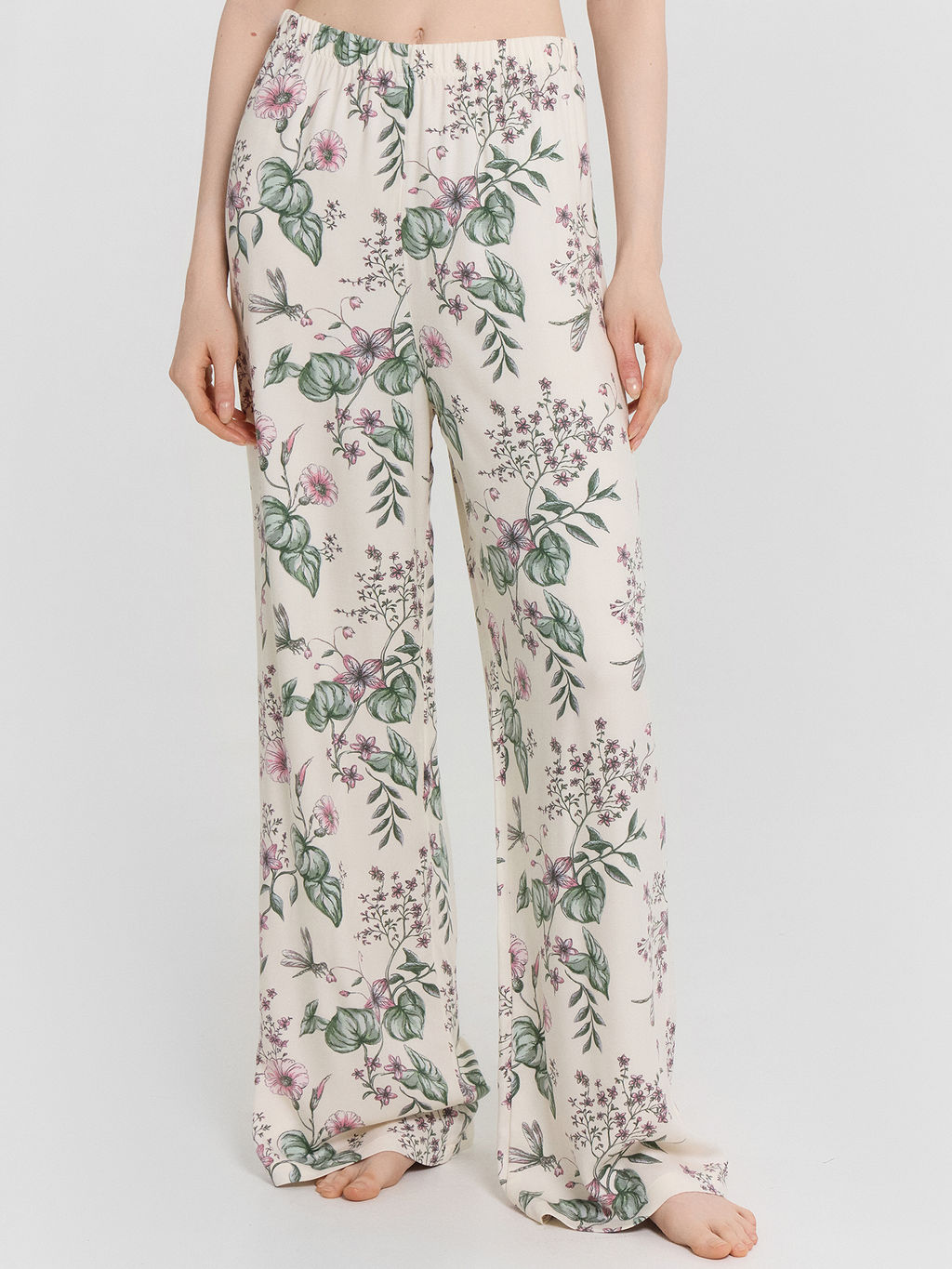 КОМПЛЕКТ ЖЕНСКИЙ (ЖАКЕТ, БРЮКИ) - Mark formelle фото 4