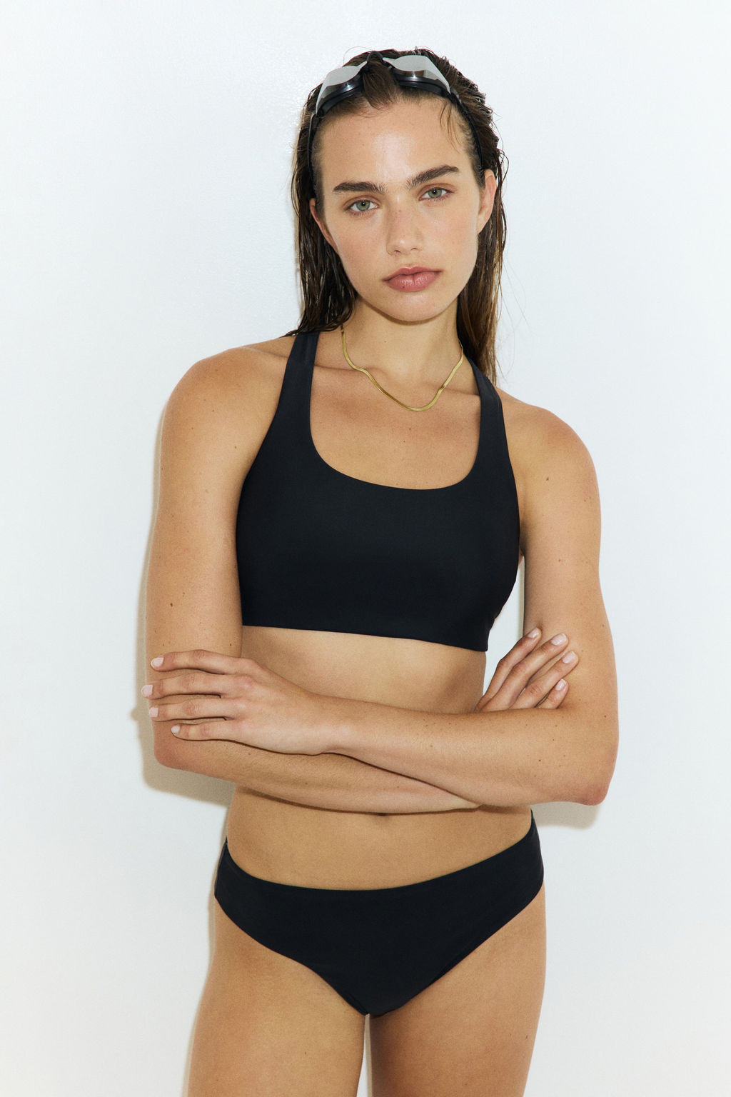 Top de bikini deportivo con Lycra® Xtra Life - H&m фото 5