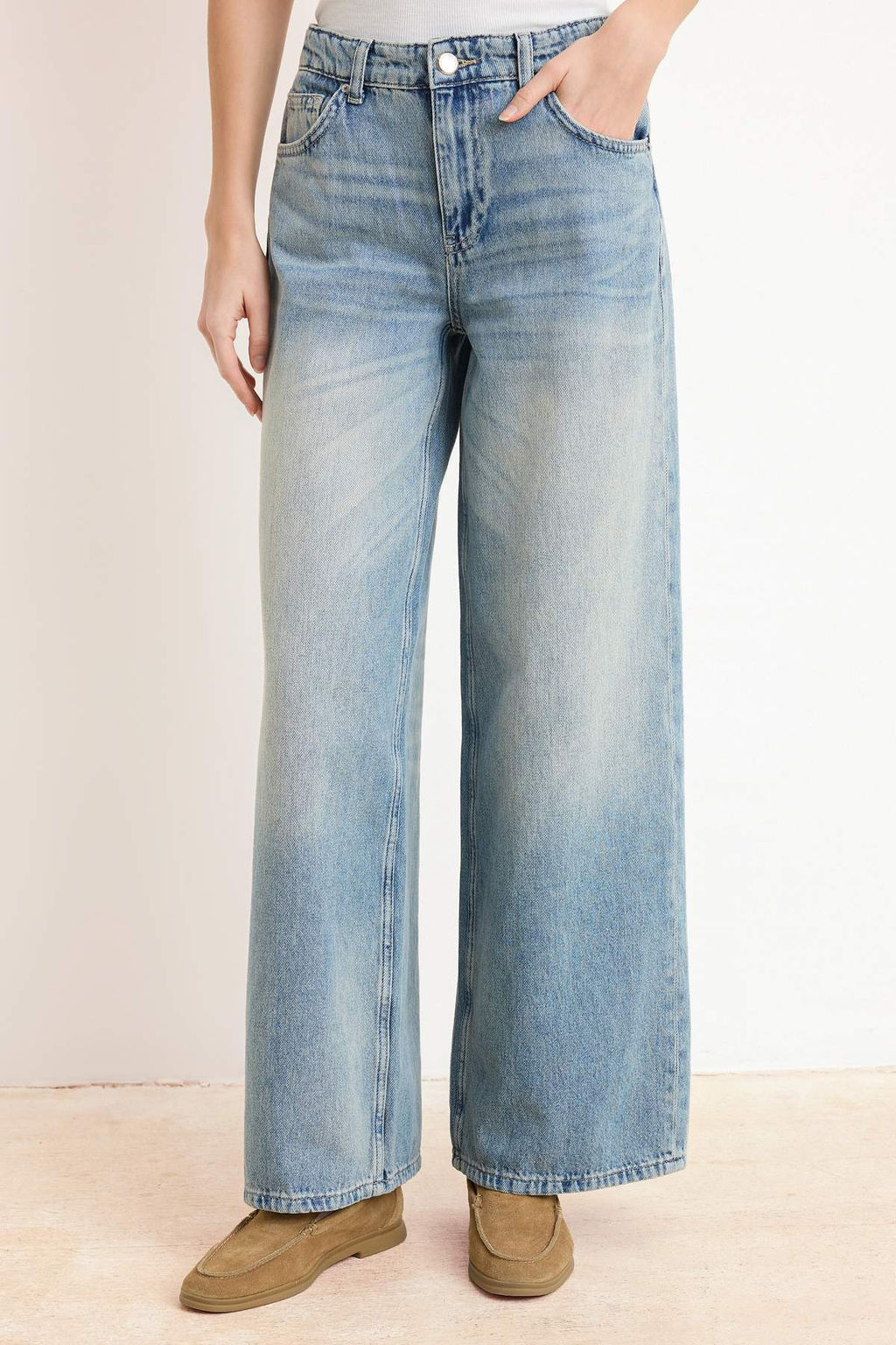 Premium Mavi Ozel Kumas DOKUMLU Yuksek Bel %100 Pamuk Wide Leg Jeans TWOSS26JE00136 - Trendyolmilla фото 3