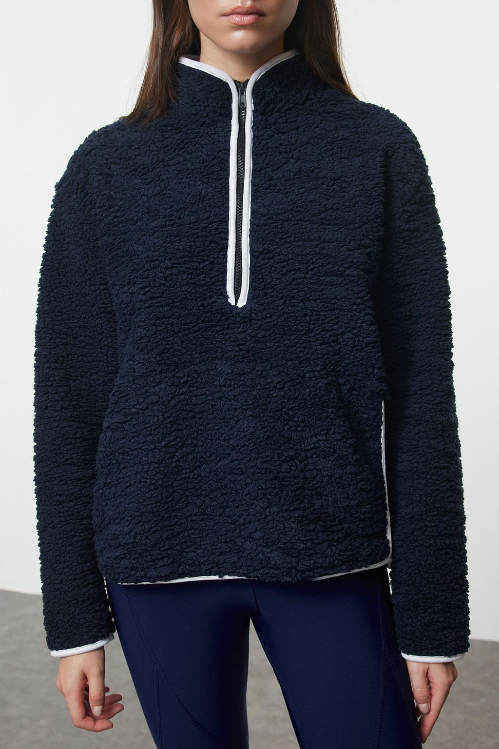 Lacivert Pelus Orme Spor Sweatshirt THMAW23SW00021