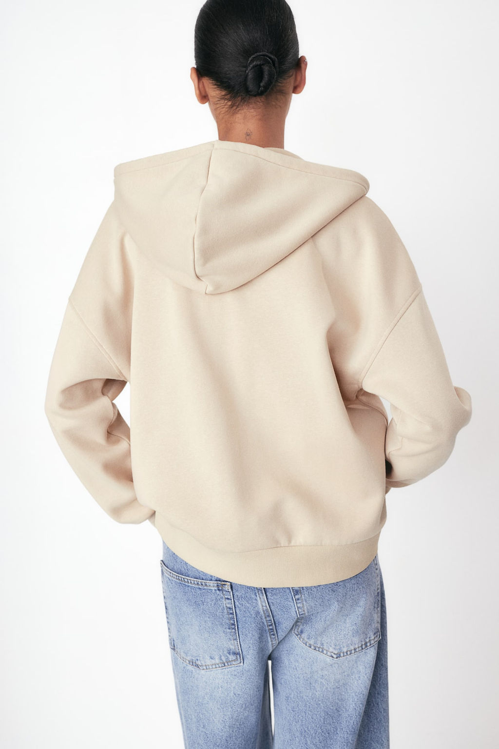 Chaqueta sudadera oversize con capucha y motivo - H&m фото 4