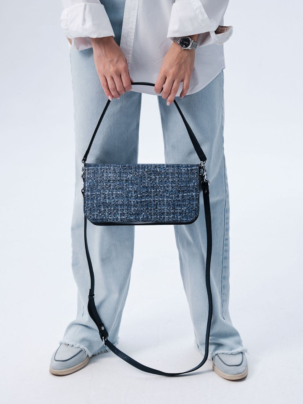 Сумка кожаная багет Deboro 30138 синяя волна