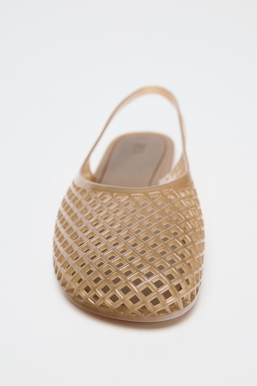 RUBBERISED-EFFECT SLINGBACK SHOES - Zara фото 9