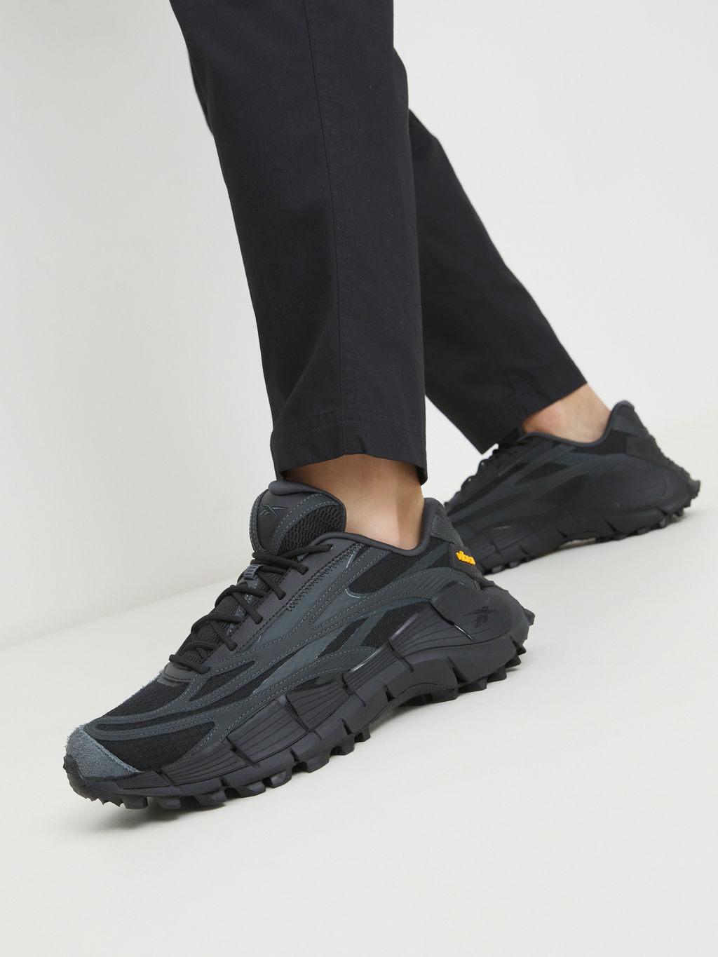 Кроссовки для хайкинга/треккинга REEBOK Zig Kinetica 2.5X Артикул 3475108, темно-серый