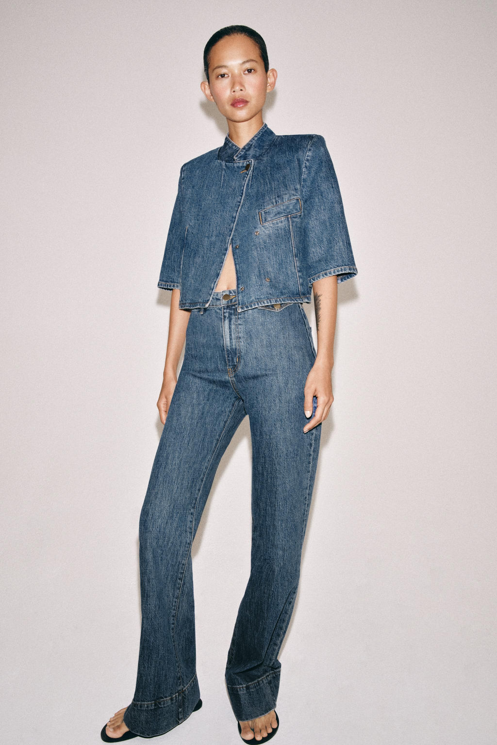 JEANS ZW COLLECTION FLARE TIRO ALTO / Azul - Zara фото 4