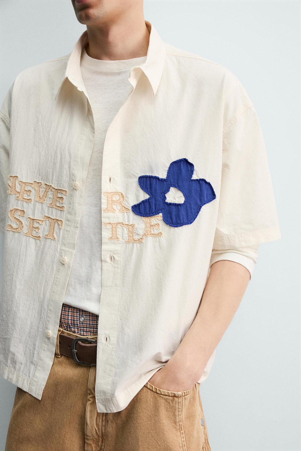 CAMISA RELAXED FIT TEXTO PARCHES / Crudo - Zara фото 5