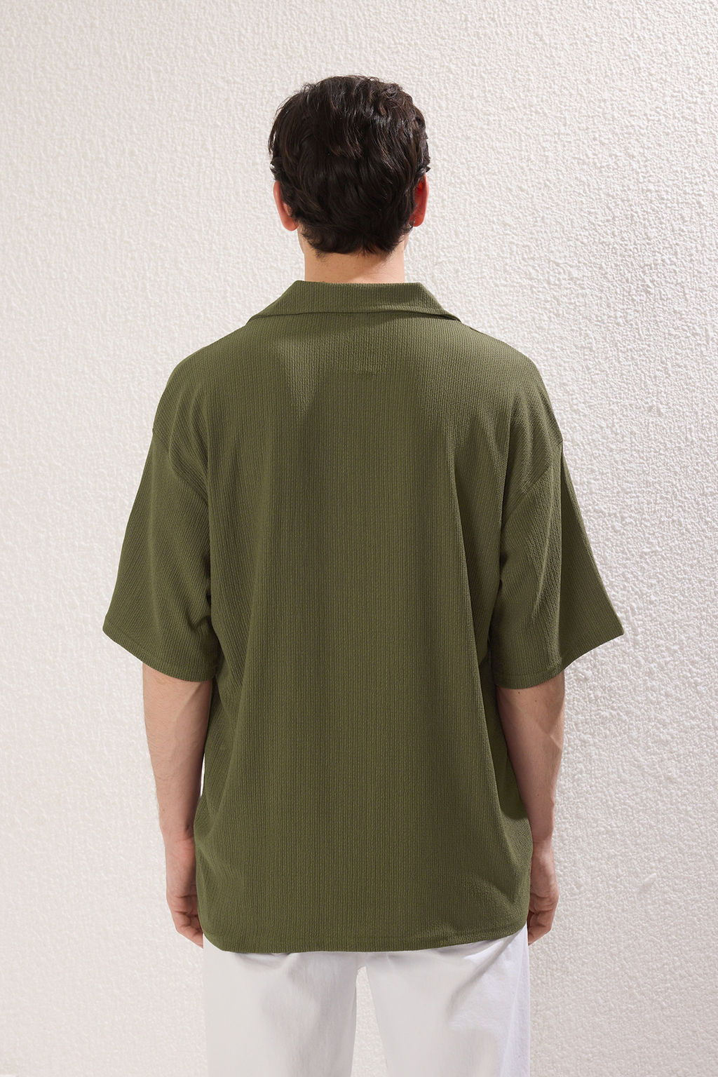 TRENDYOL MAN Haki Oversize/Genis Kesim Burumcuk Dokulu Premium Kalite Polo Yaka T-shirt TMNSS25PO00018 - Trendyolmilla фото 10