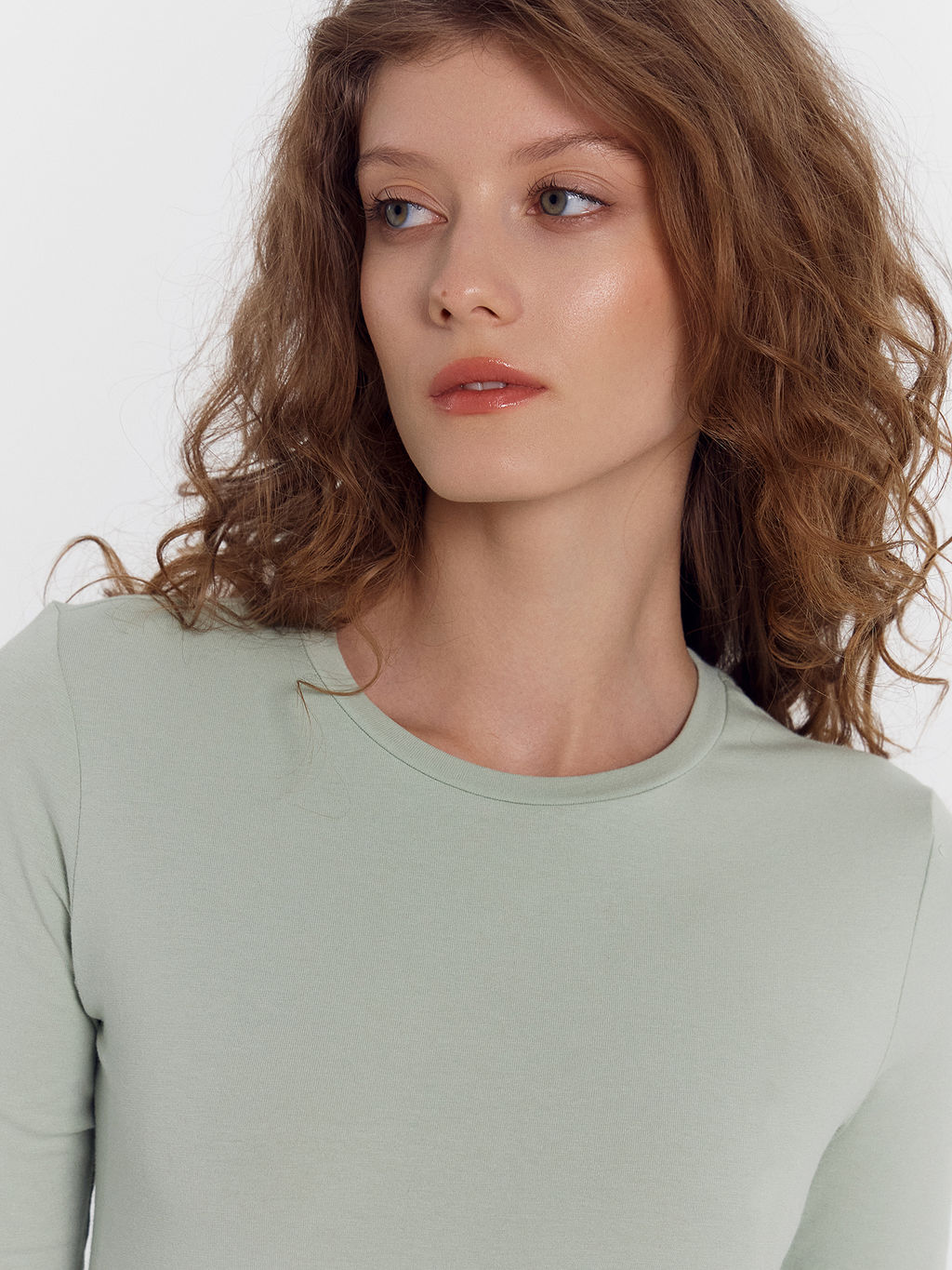 Джемпер женский в зеленом цвете