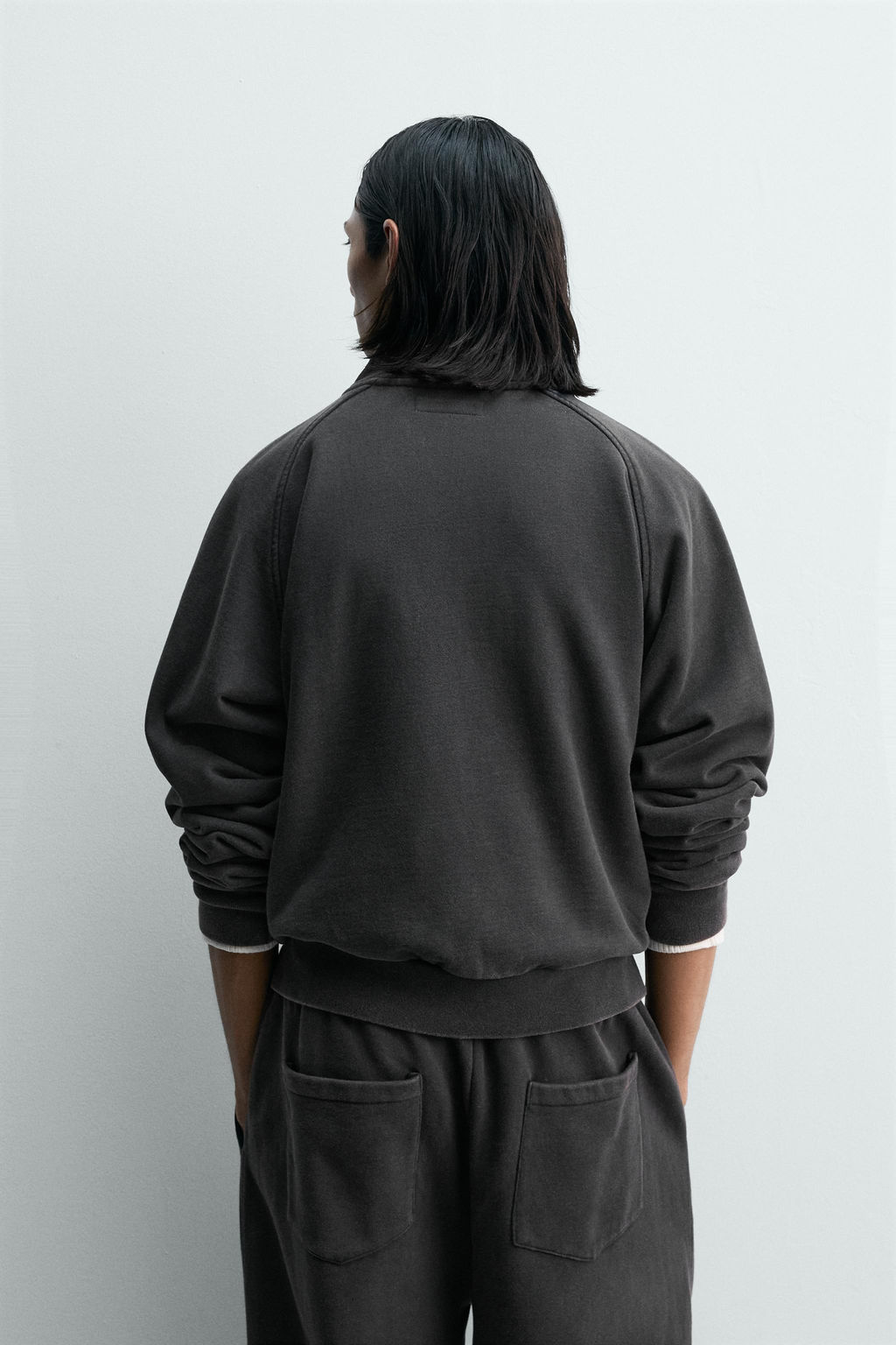 SUDADERA RELAXED FIT LAVADO / Antracita oscuro - Zara фото 3