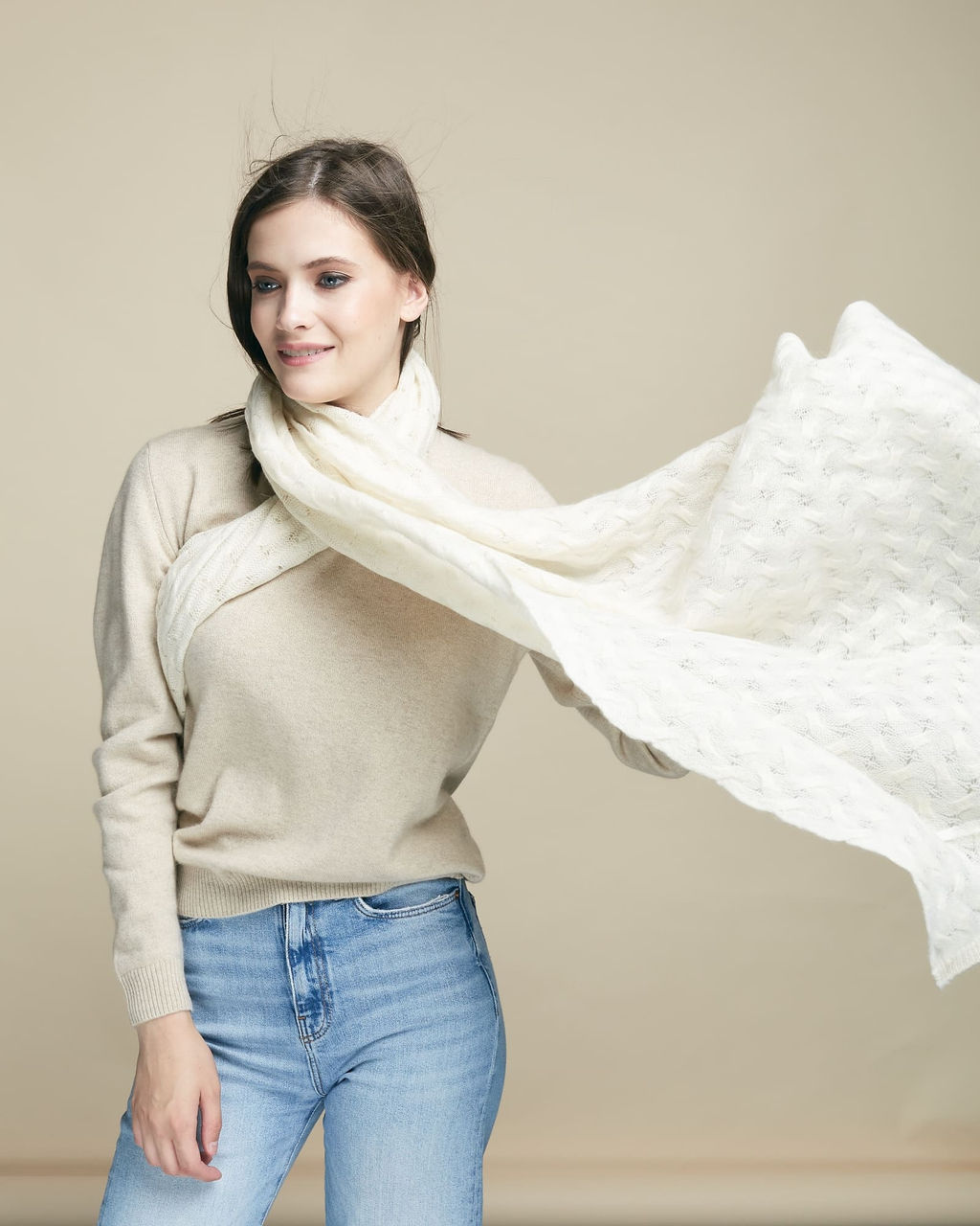 Палантин из кашемира 15007b кремовый