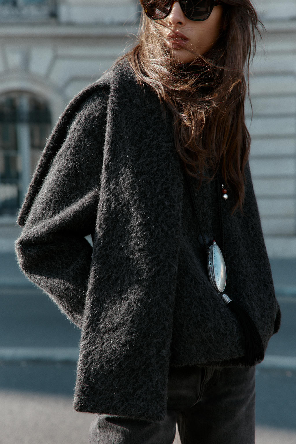 SHORT BOUCL_ COAT WITH SCARF - Zara фото 2