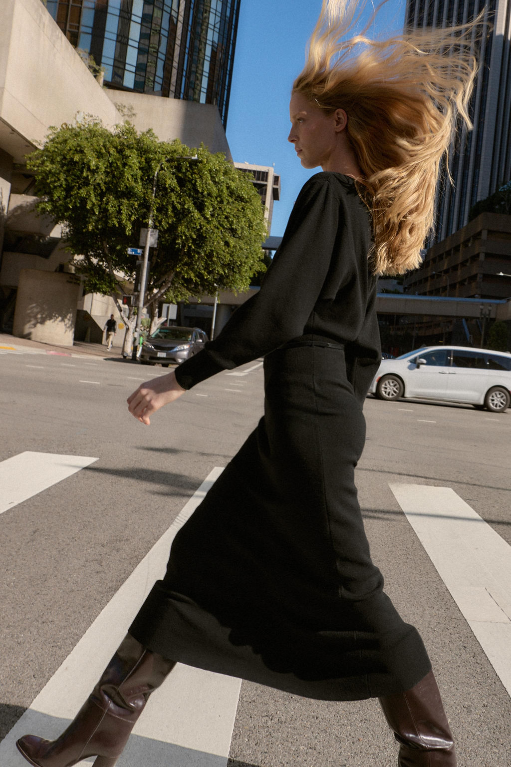 VESTIDO MIDI CINTUR?N / Negro - Zara фото 7