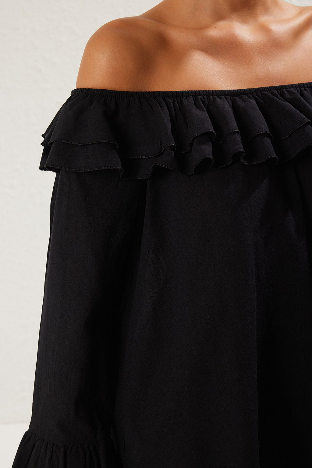 Siyah Dokuma F?rf?rl? Plaj Mini Elbise TBESS25EL00092 - Trendyolmilla фото 4