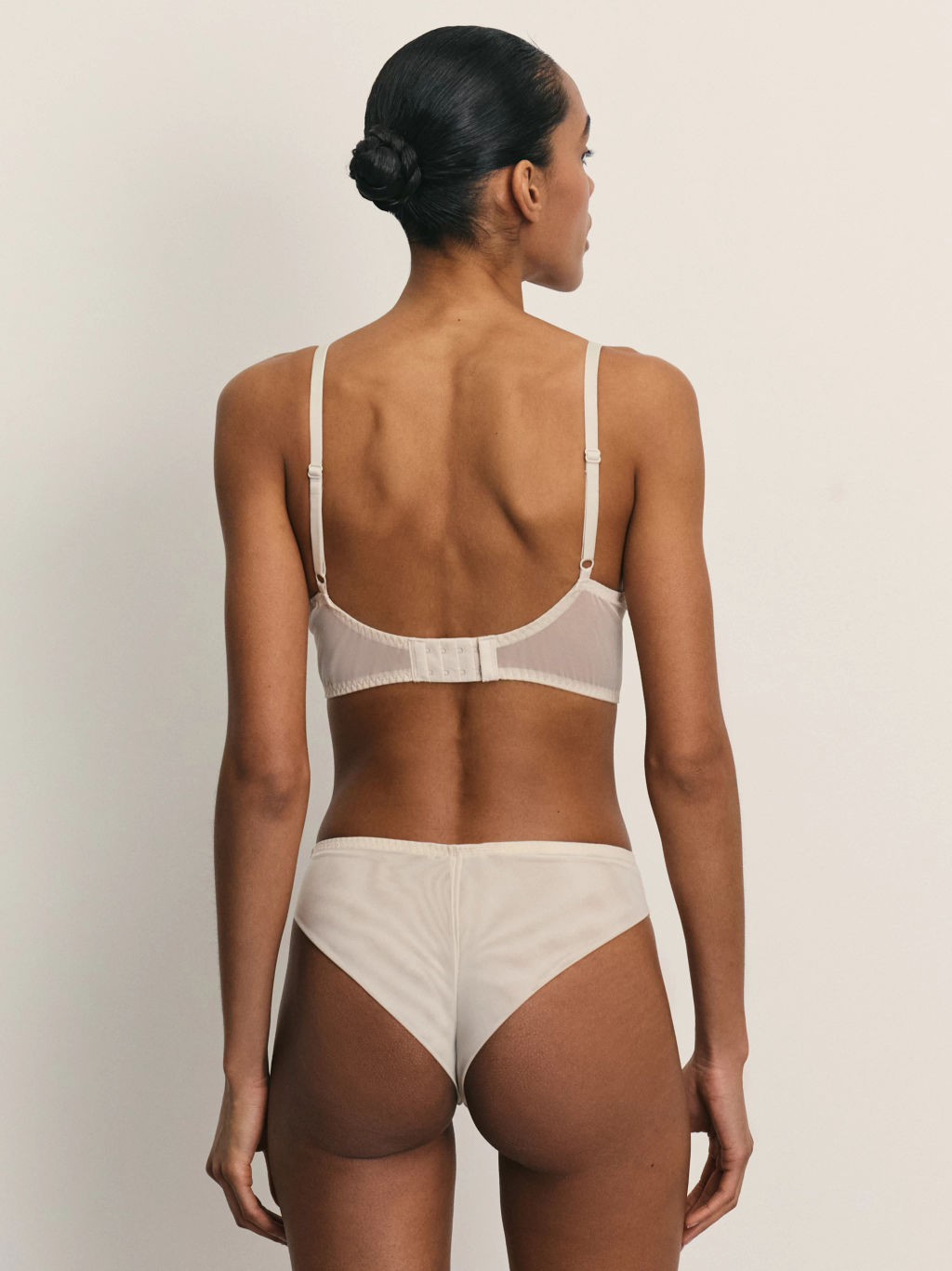 Бюстгальтер без косточек из сетки / Zarina  фото 3