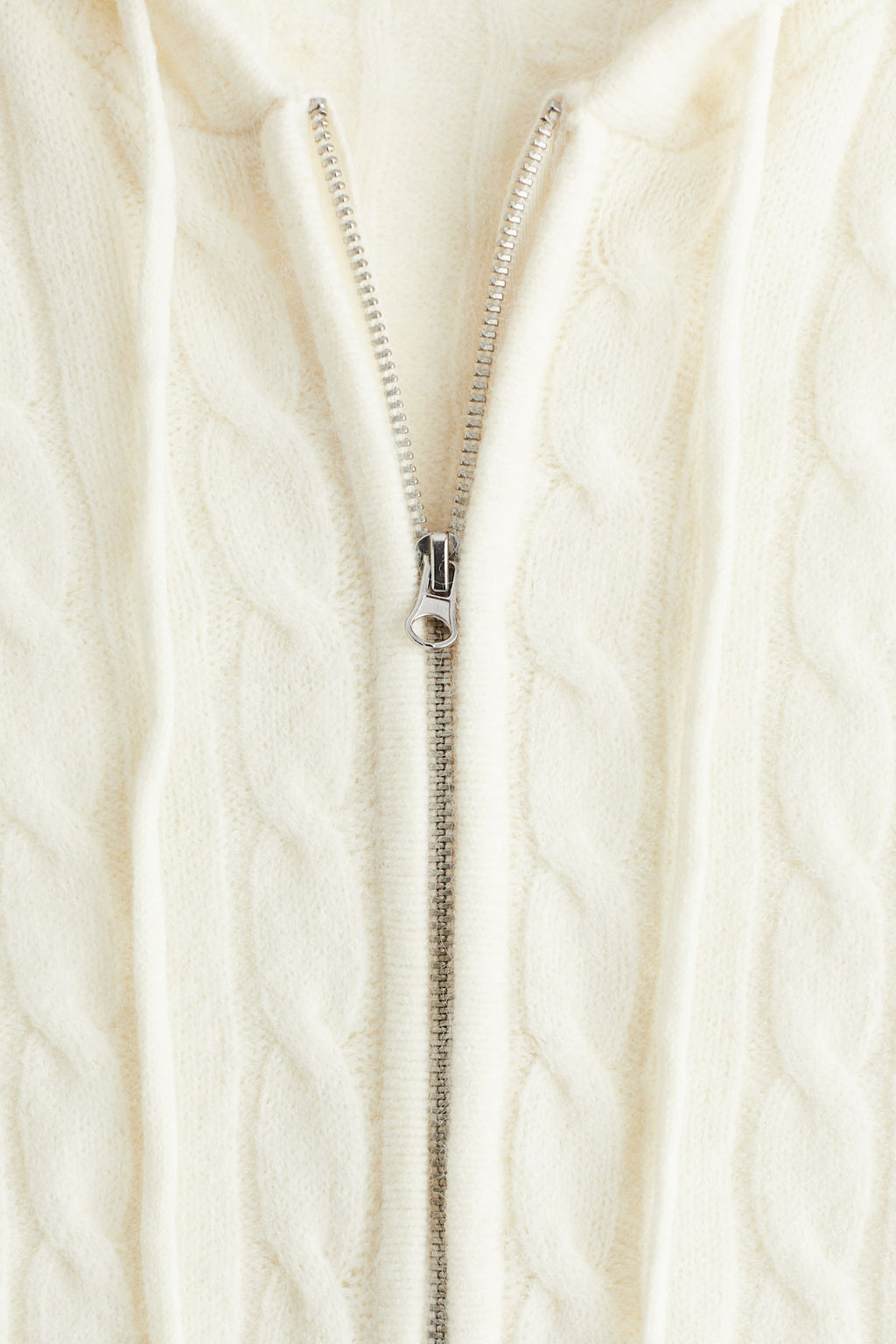 Chaqueta en punto trenzado con capucha - H&m фото 5