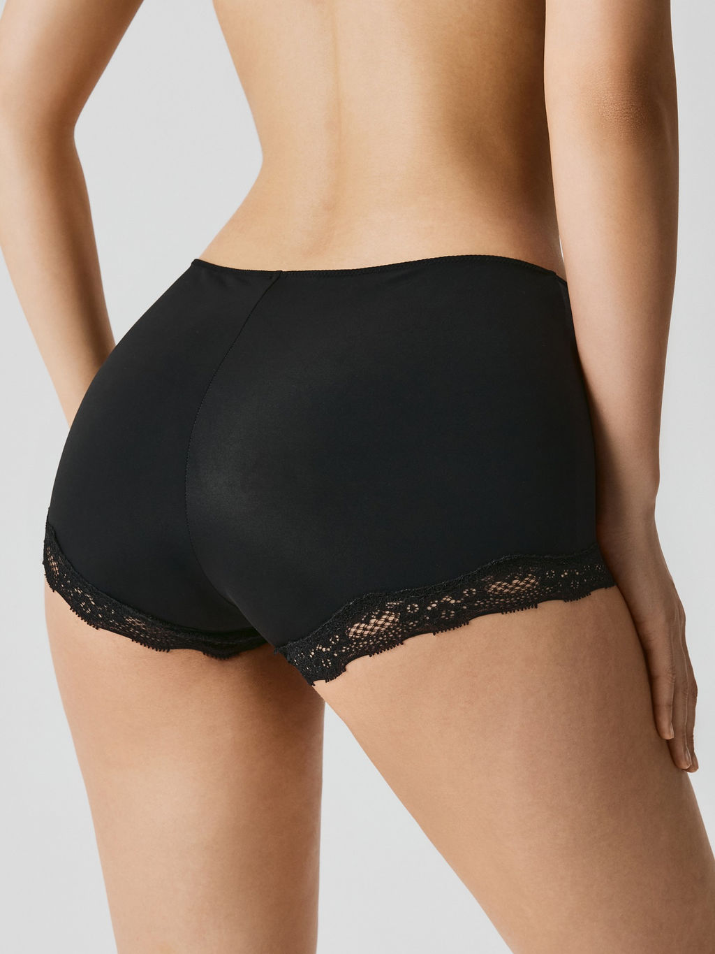 Трусы боксер жен Abana черный Infinity