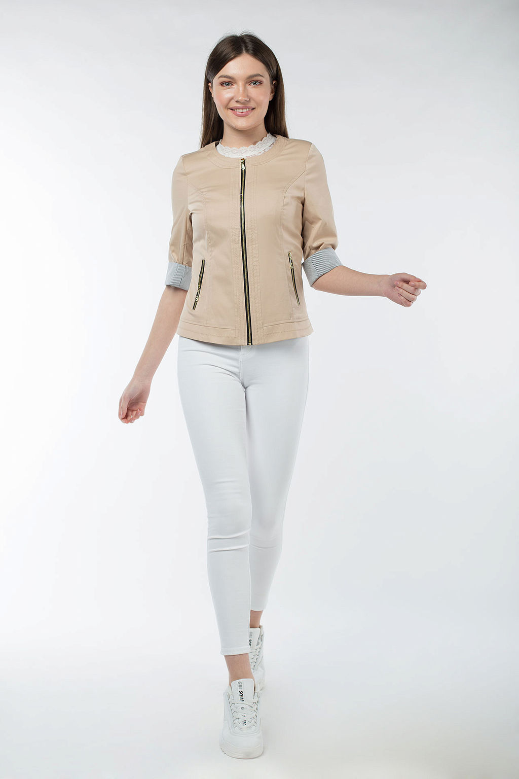 08-1216 Ветровка женская