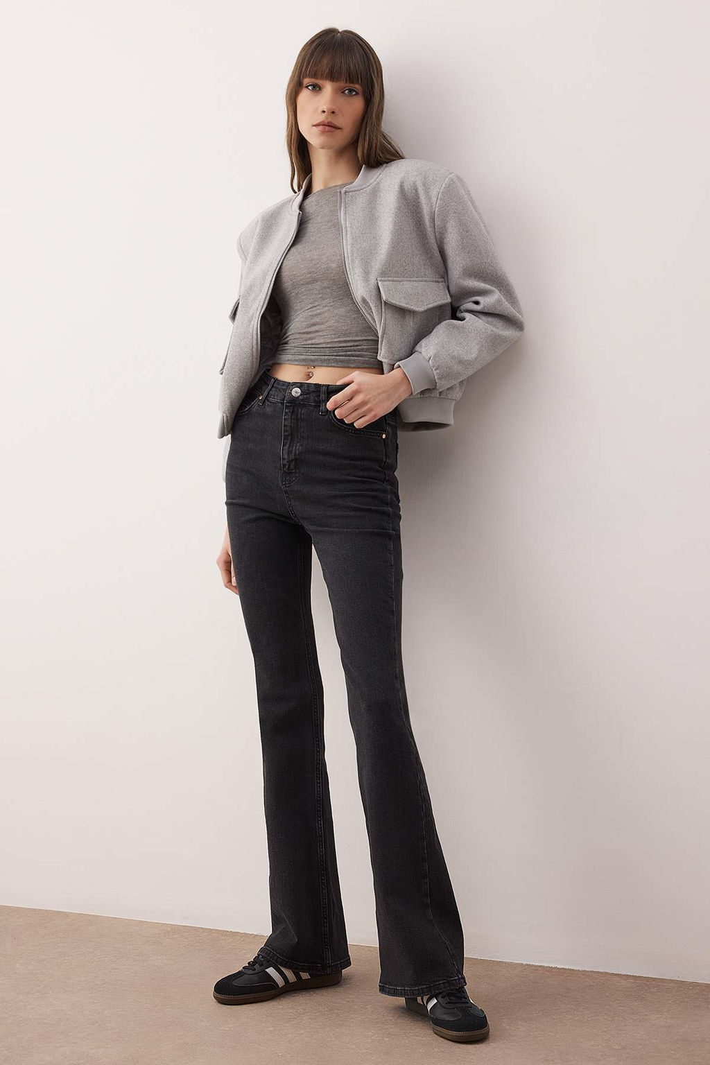 TRENDYOLMILLA Ac?k Mavi Normal Bel Flare Jeans TWOAW25JE00096  фото 14