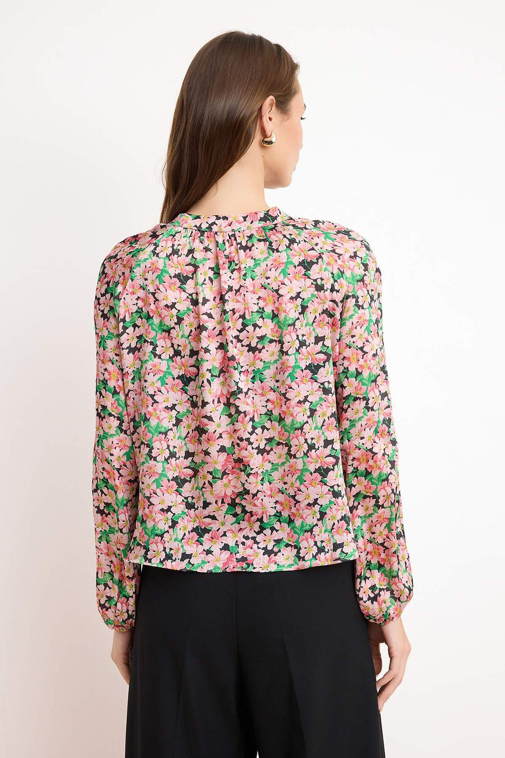 Pembe Cicekli F?rf?r Detayl? Saten Dokuma Bluz TWOSS26BZ00394 - Trendyolmilla фото 4