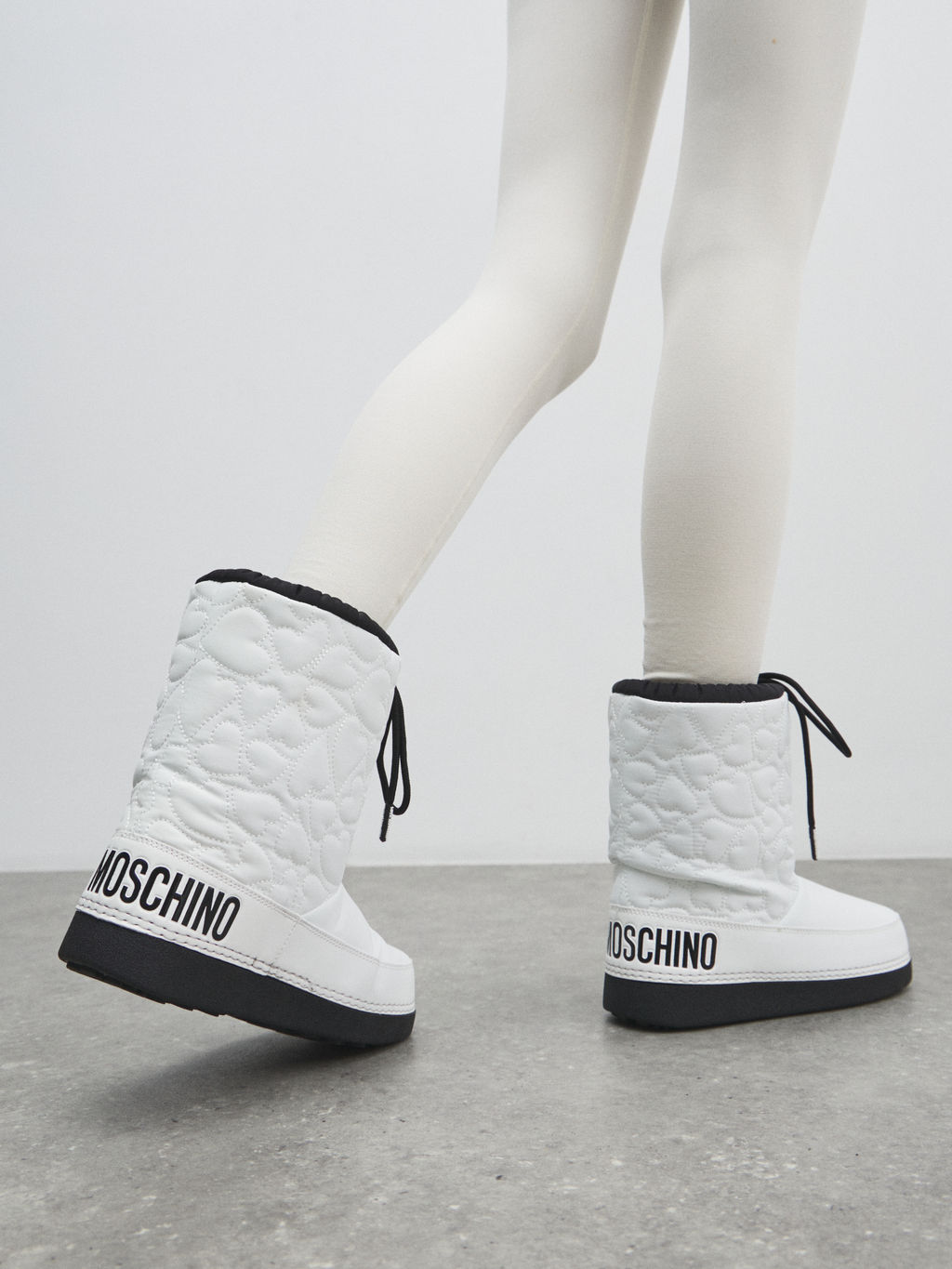 Женские дутики LOVE MOSCHINO SKI BOOT Артикул 4562720, белый  фото 6
