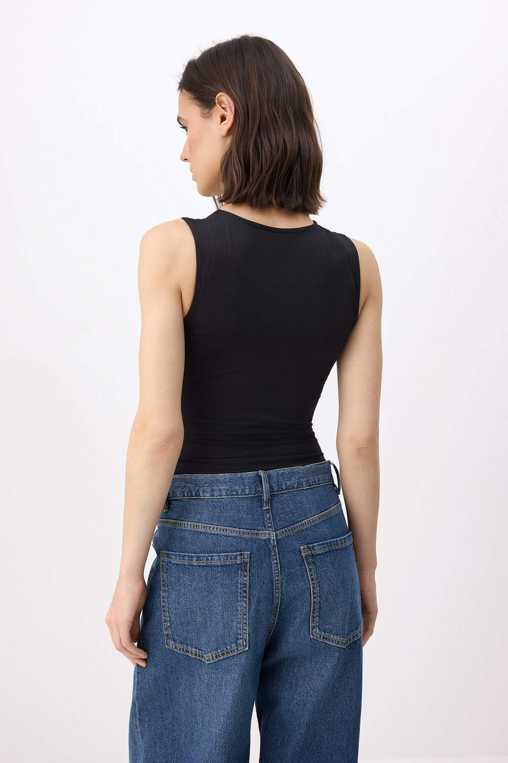 Siyah Duz Fitted Bisiklet Yaka Kolsuz C?tc?tl? Esnek Orme Body TWOSS26BD00020 - Trendyolmilla фото 4