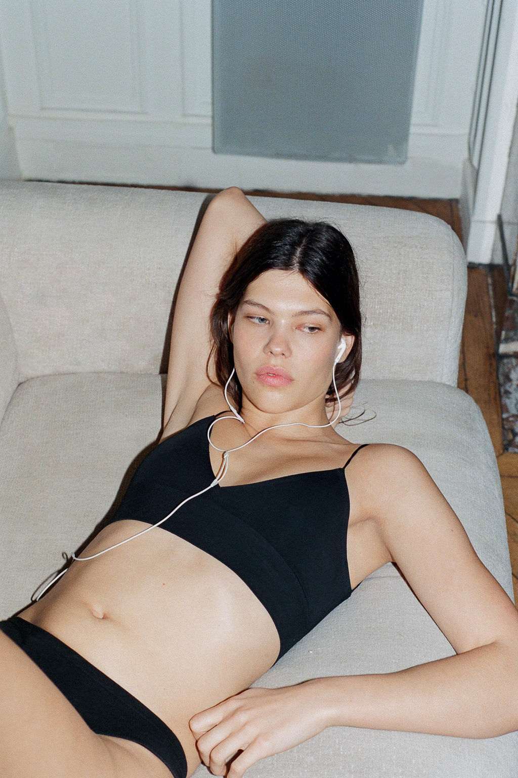 BRALETTE TRIANGULAR SEAMLESS / Negro - Zara фото 6