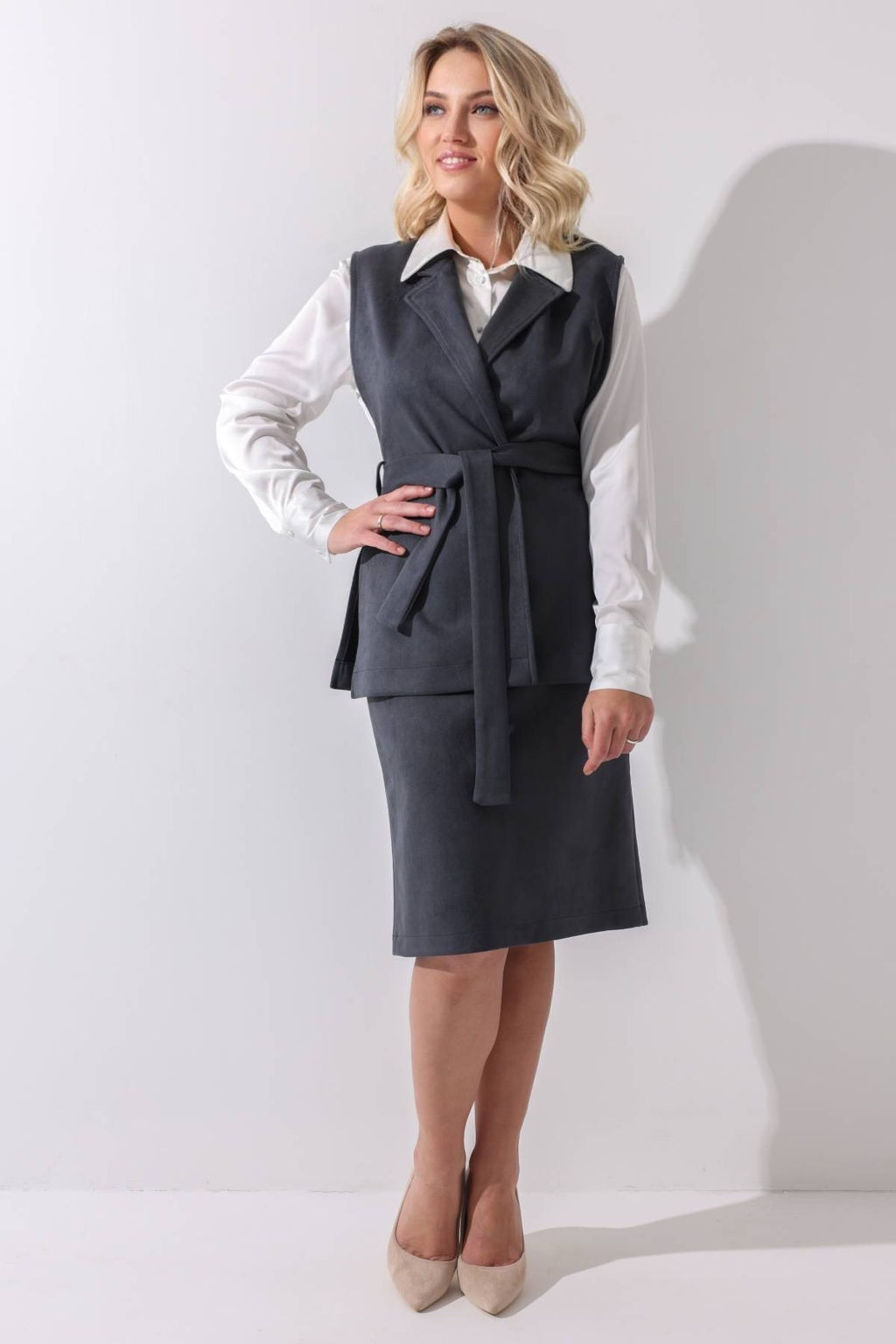 Жилет эко-замша 4335/07/Графитовый - Rise фото 3