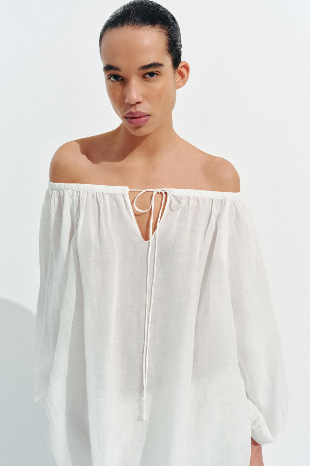 BLUSA CON LINO ZW COLLECTION / Blanco - Zara фото 2