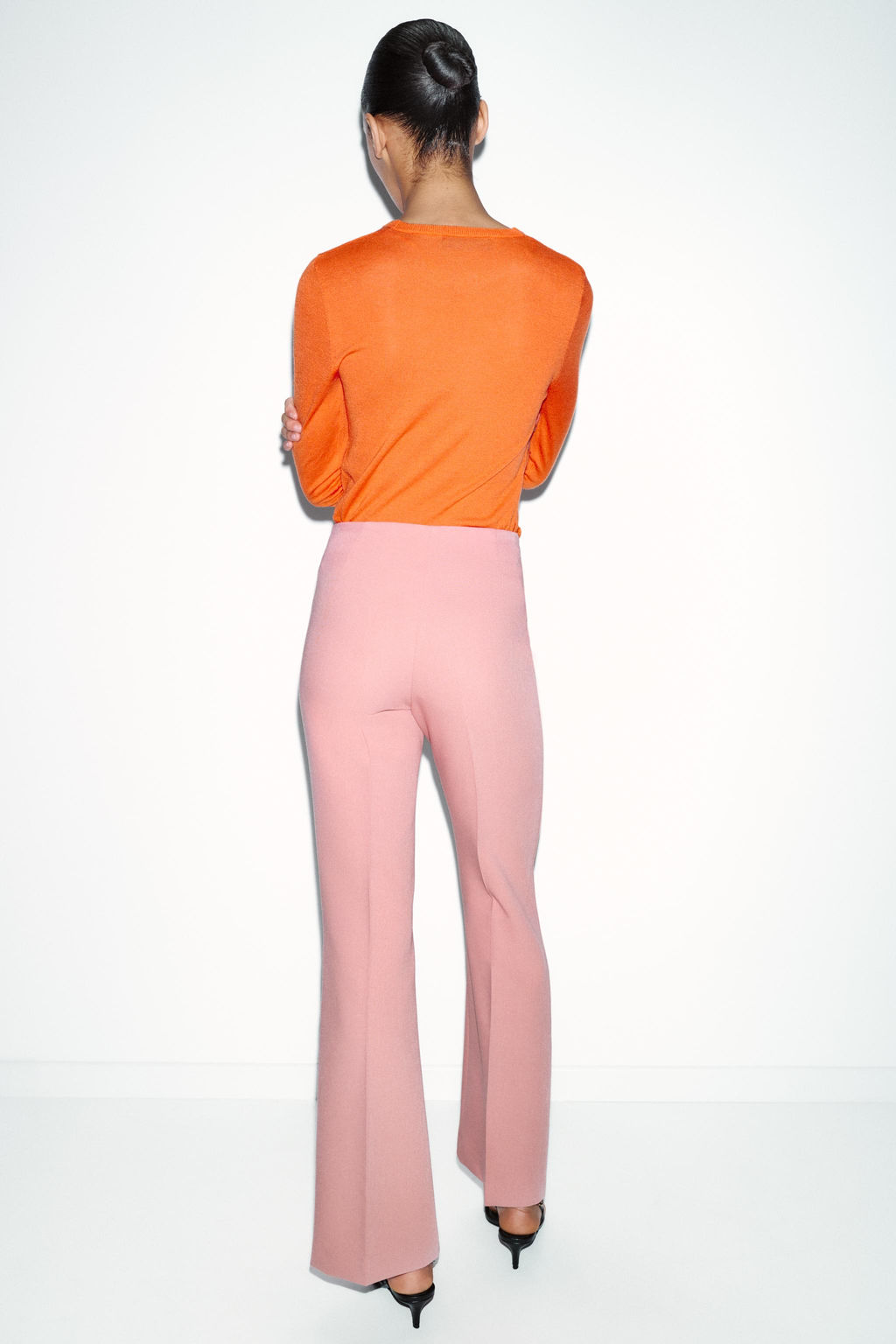FLARE TROUSERS WITH SIDE SEAMS - Zara фото 15