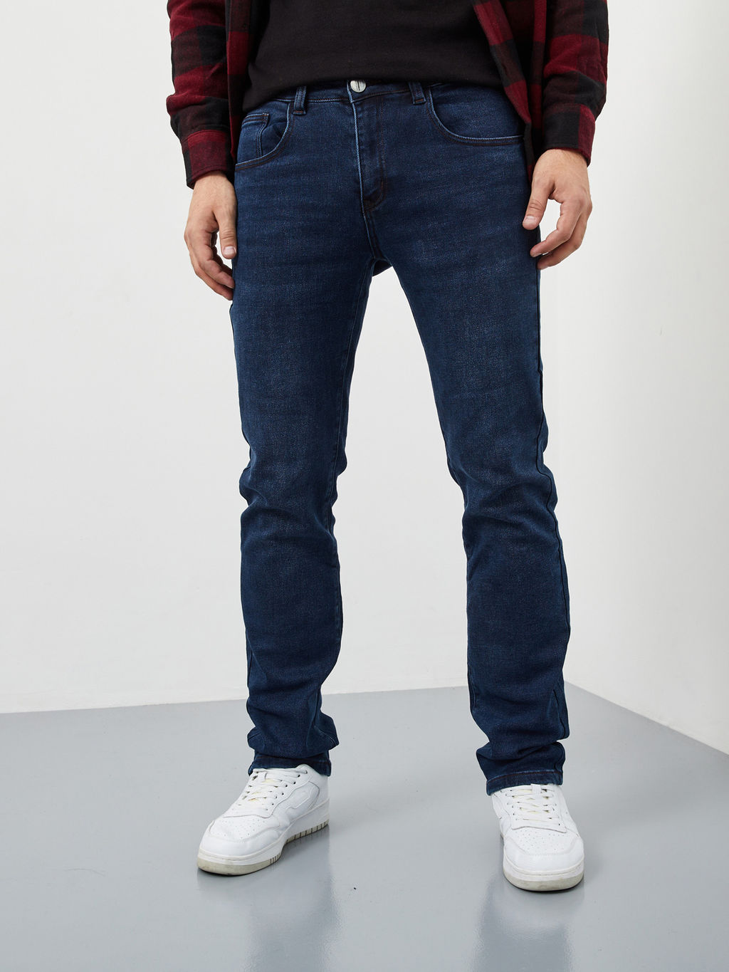 Утепленные мужские джинсы прямого кроя с начесом