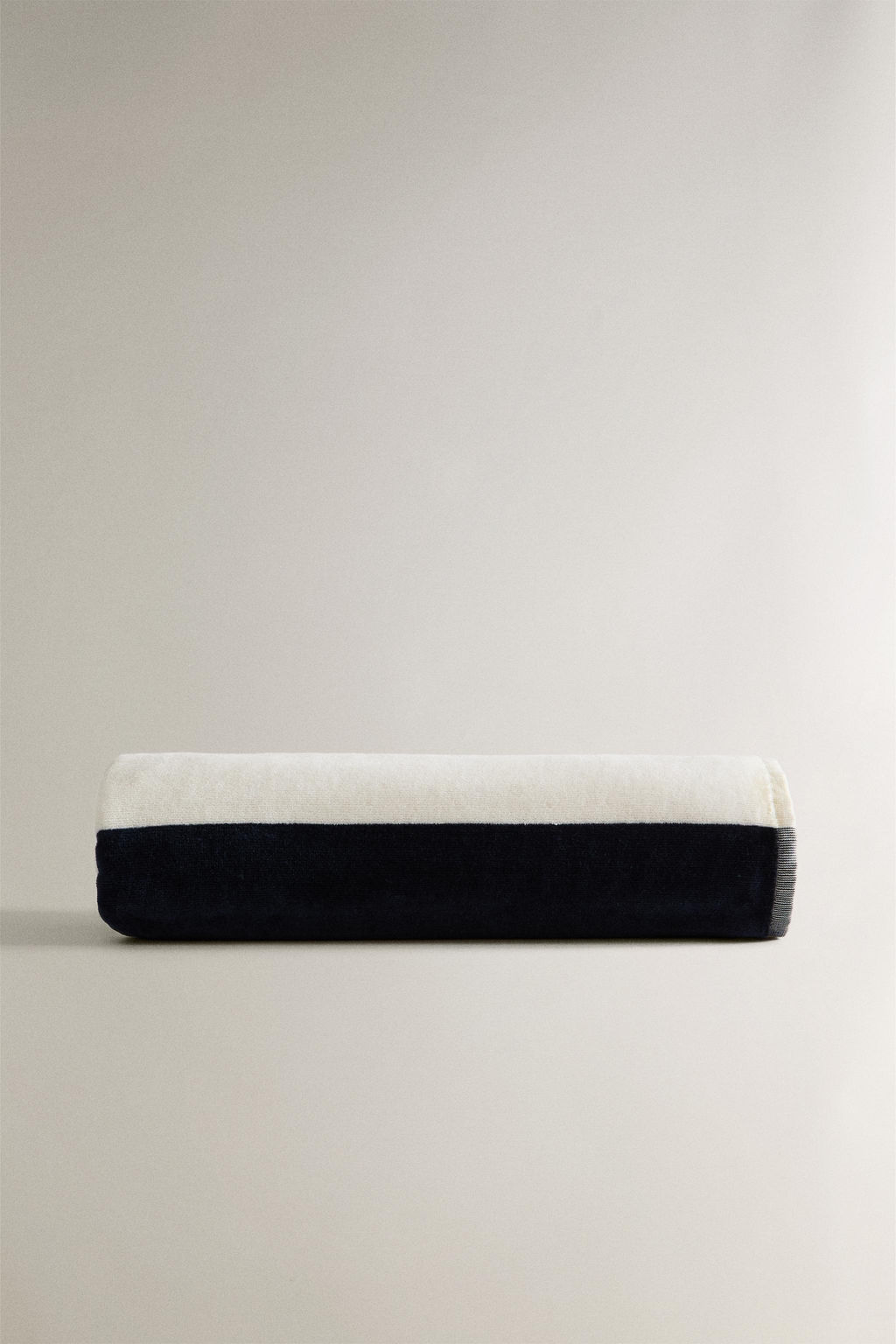 VELOUR BEACH TOWEL WITH WIDE STRIPES - Zara фото 2