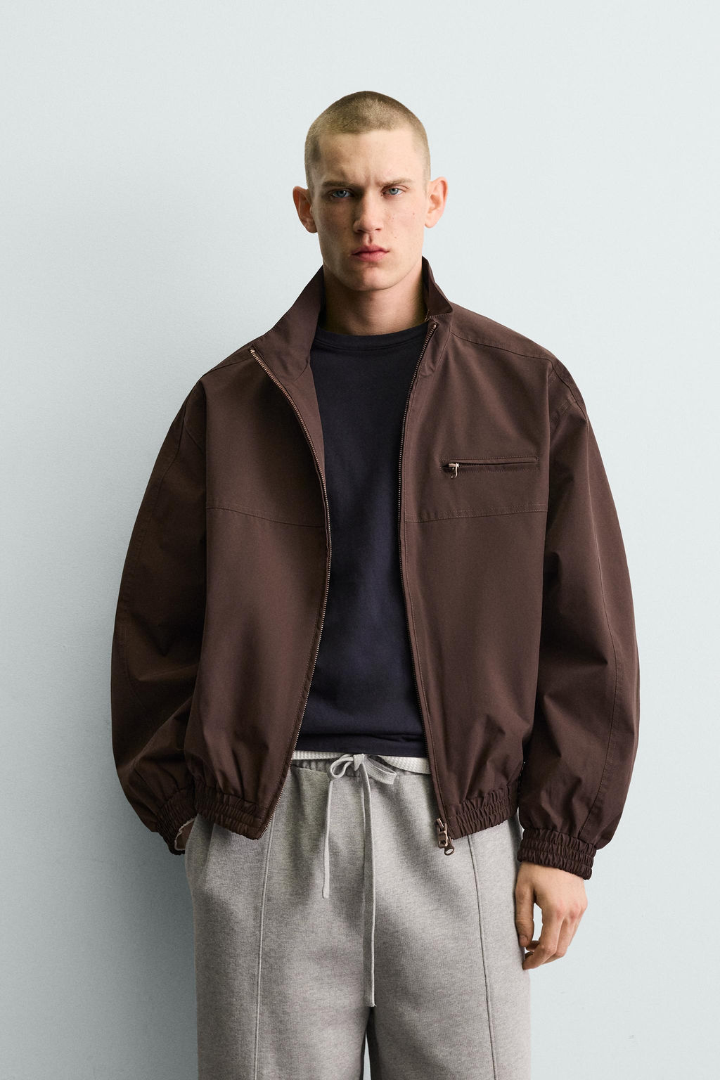 CAZADORA T?CNICA BOXY FIT WATER REPELLENT / Marr?n - Zara фото 2