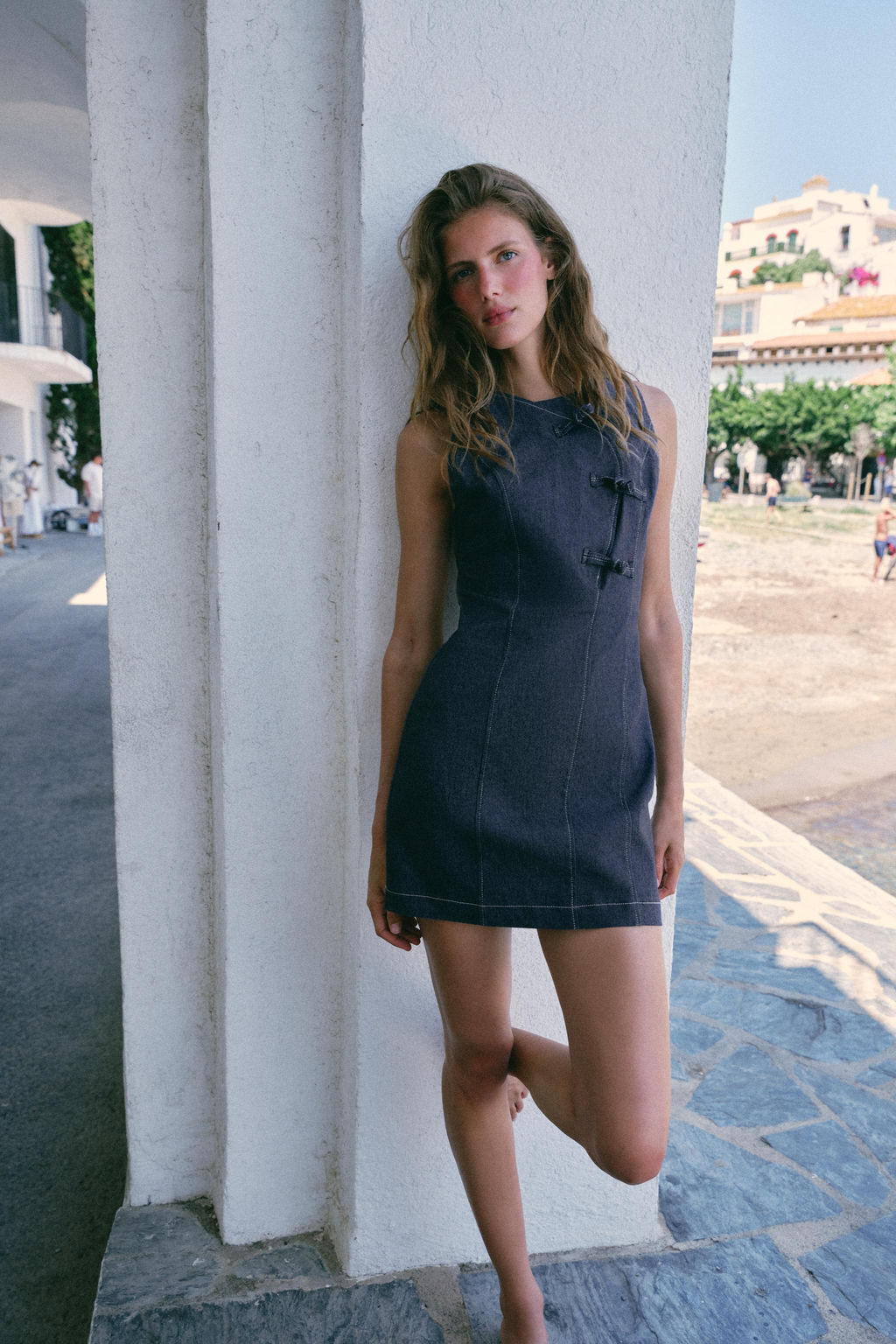 VESTIDO CORTO ALAMARES / ?ndigo - Zara фото 2