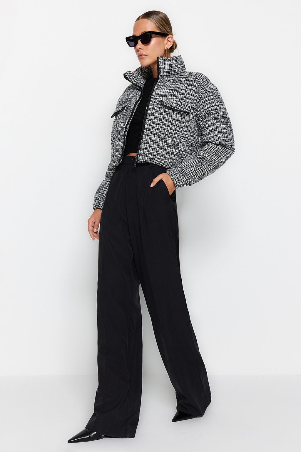 TRENDYOLMILLA Siyah Tuvit Crop Sisme Mont TWOAW24MO00028  фото 3