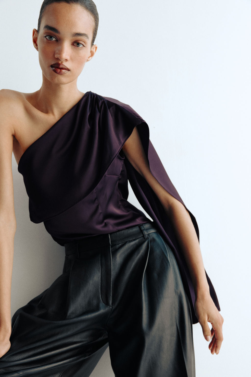 Top de sat?n con fular decorativo - H&m фото 6