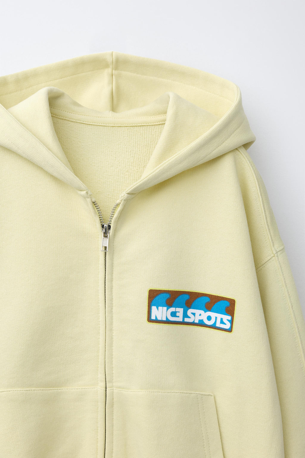 SUDADERA CREMALLERA ESTAMPADO / Amarillo claro - Zara фото 3