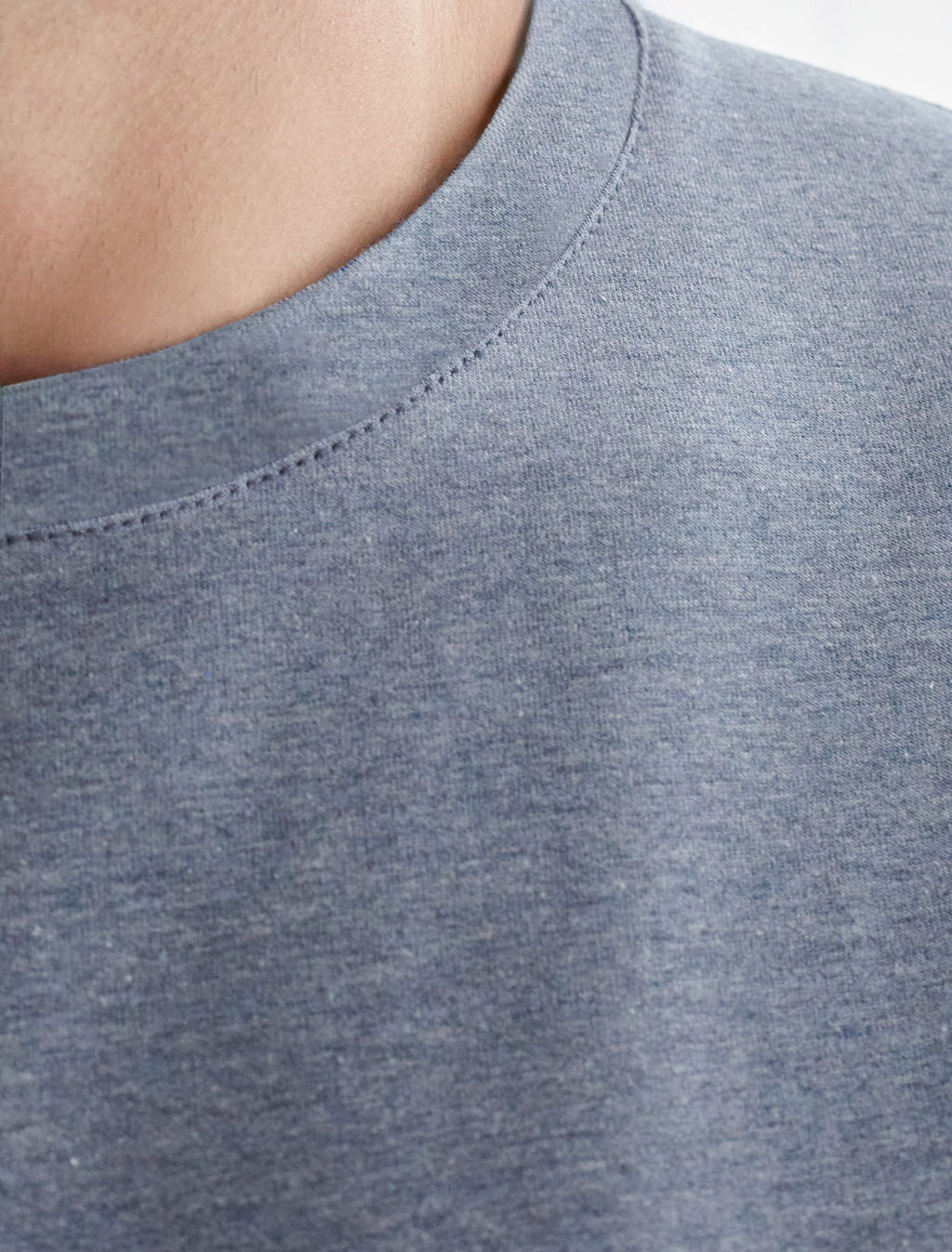 Футболка из премиального хлопка с авторским принтом - Vilatte фото 3