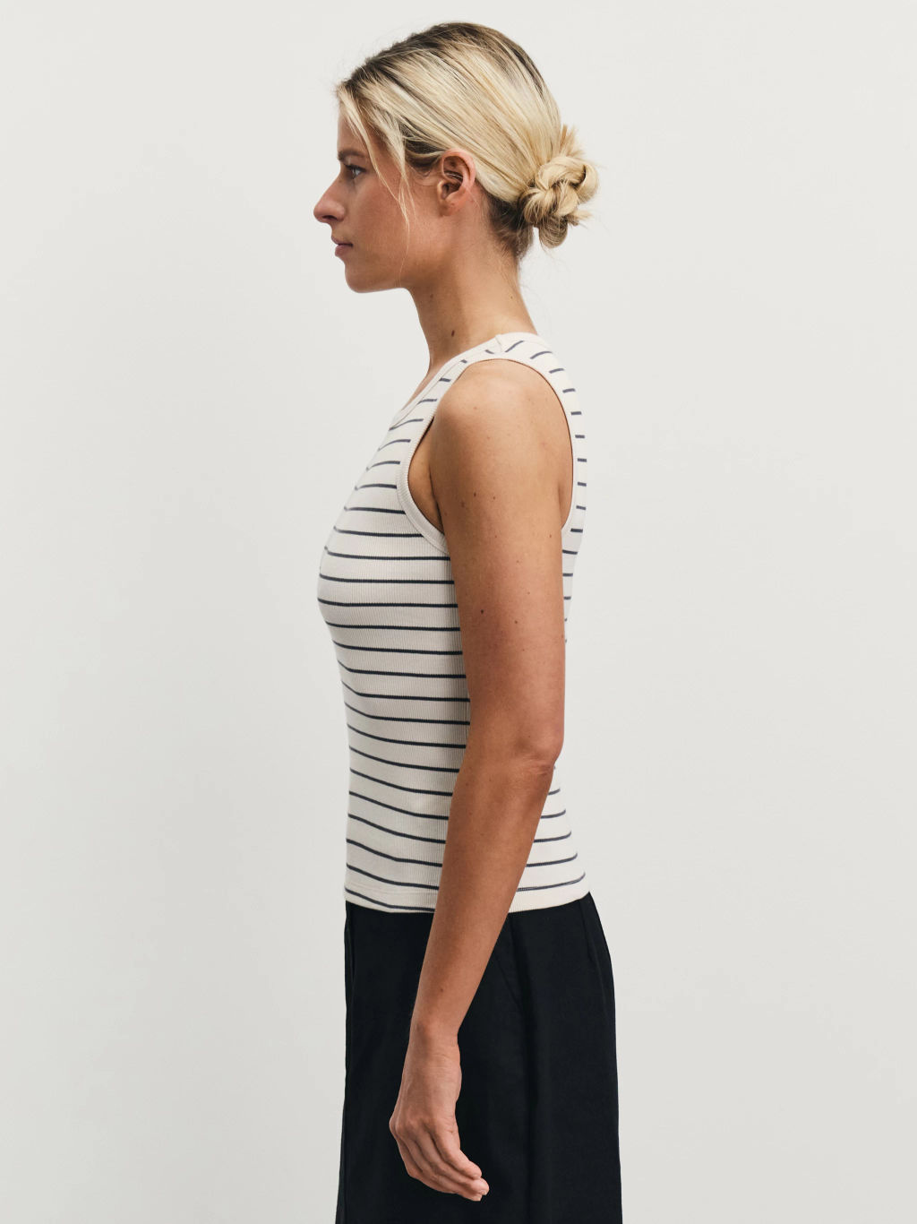 Базовая майка в рубчик / Zarina  фото 4