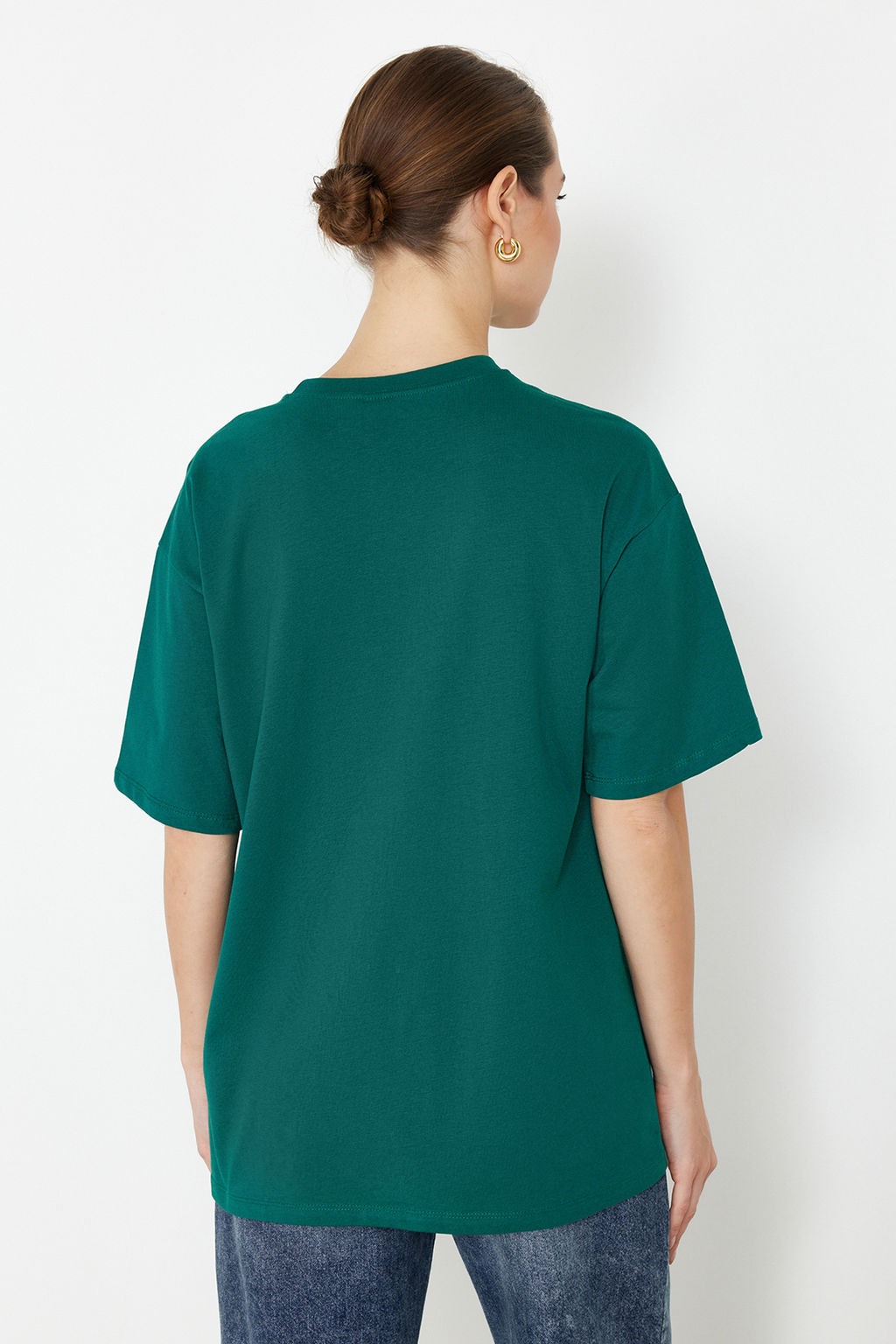 Zumrut Yesili %100 Kal?n Pamuklu Premium Oversize/Genis Kal?p Orme T-Shirt TWOSS23TS00040