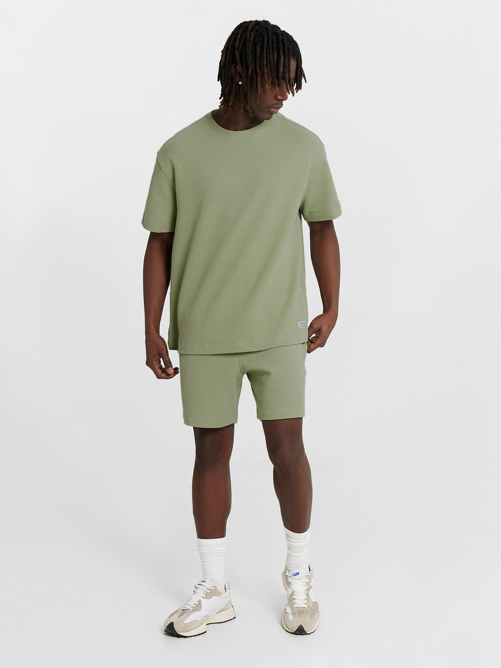 Футболка мужская зеленая