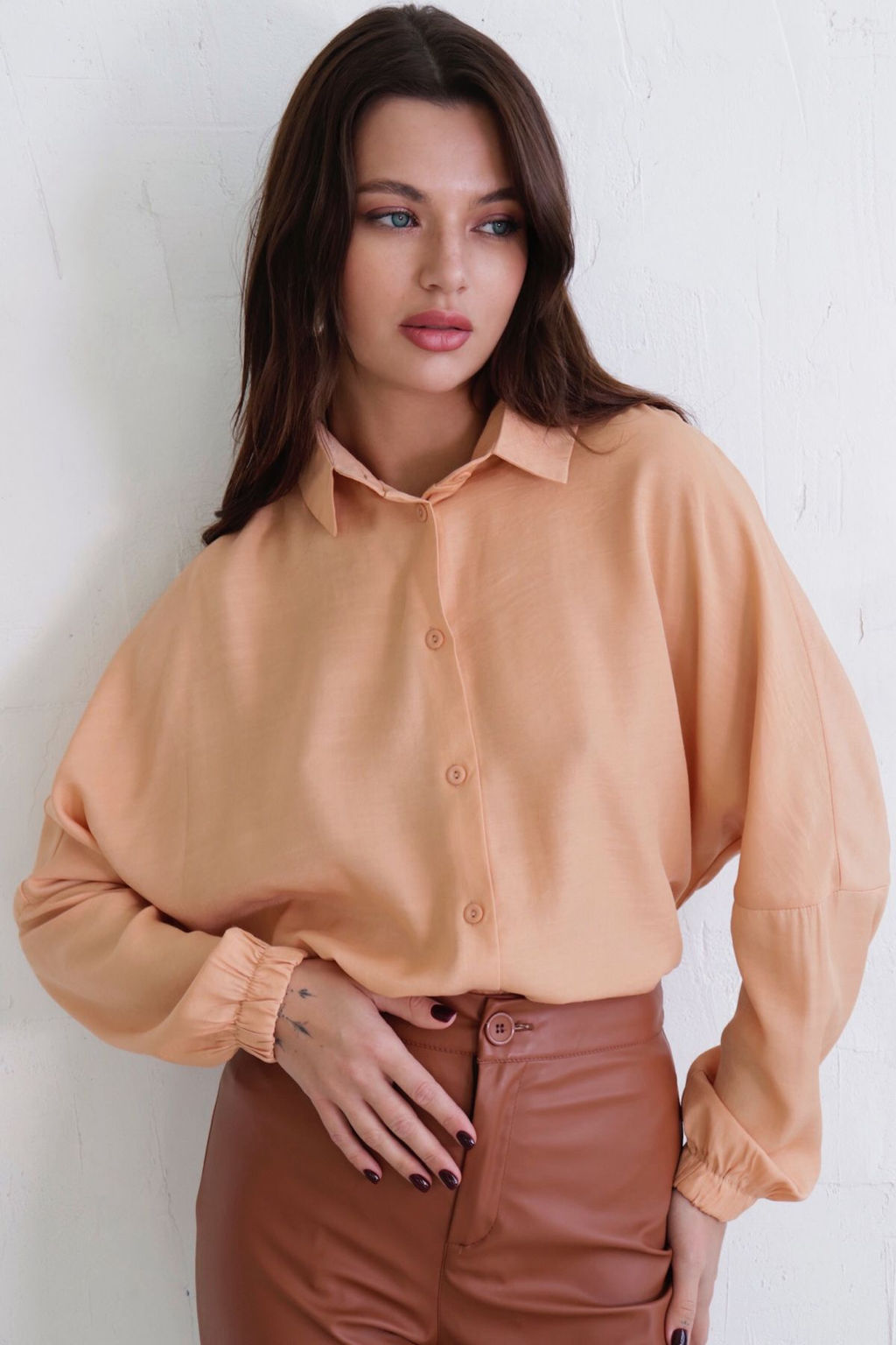 Рубашка базовая летучая мышь со спущенной линией плеча - Martichelli фото 26