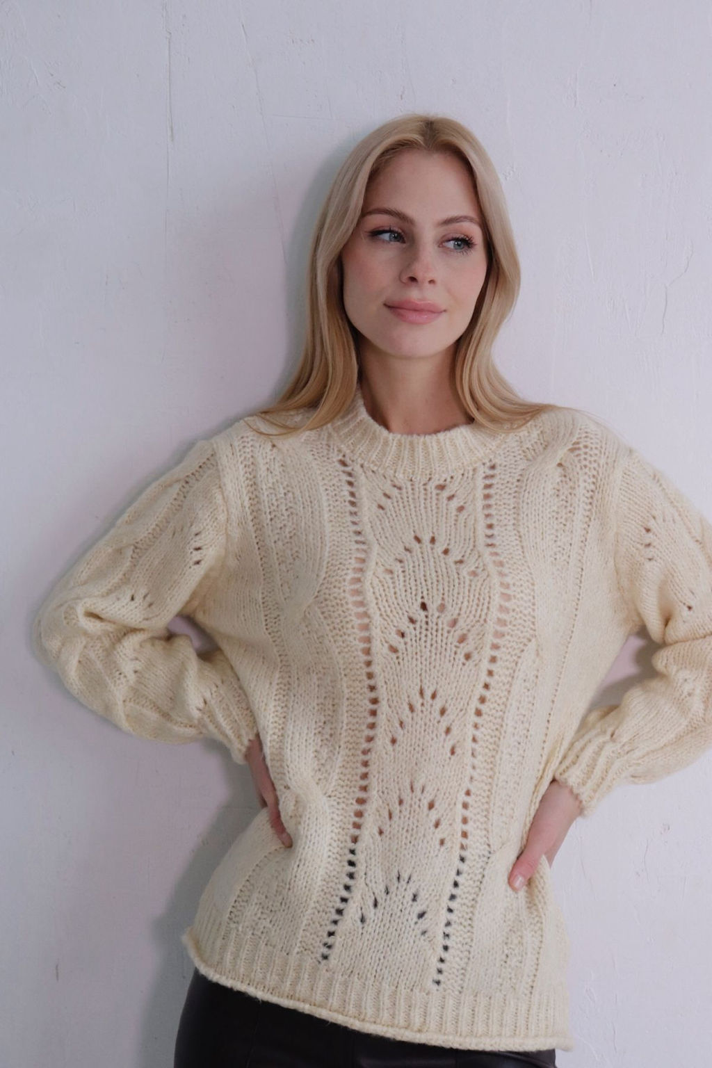 10508 Джемпер с ажуром слоновая кость - Martichelli фото 19