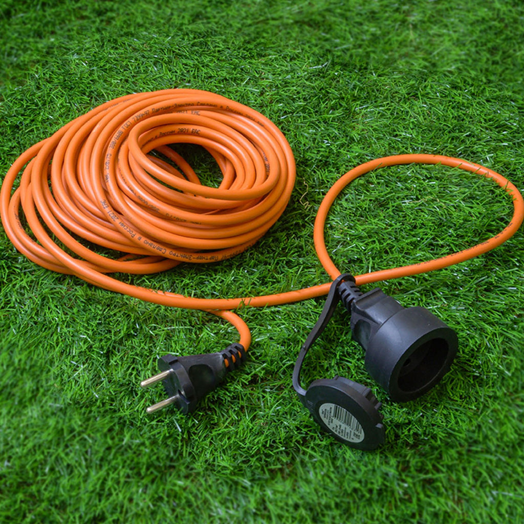 UG /UCK-1N/2x0,75/10M/O IP44 ORANGE Удлинитель силовой в бухте, б/з, 1гнездо, 10м (ПВС 2х0,75), 6A. Оранжевый. TМ Uniel