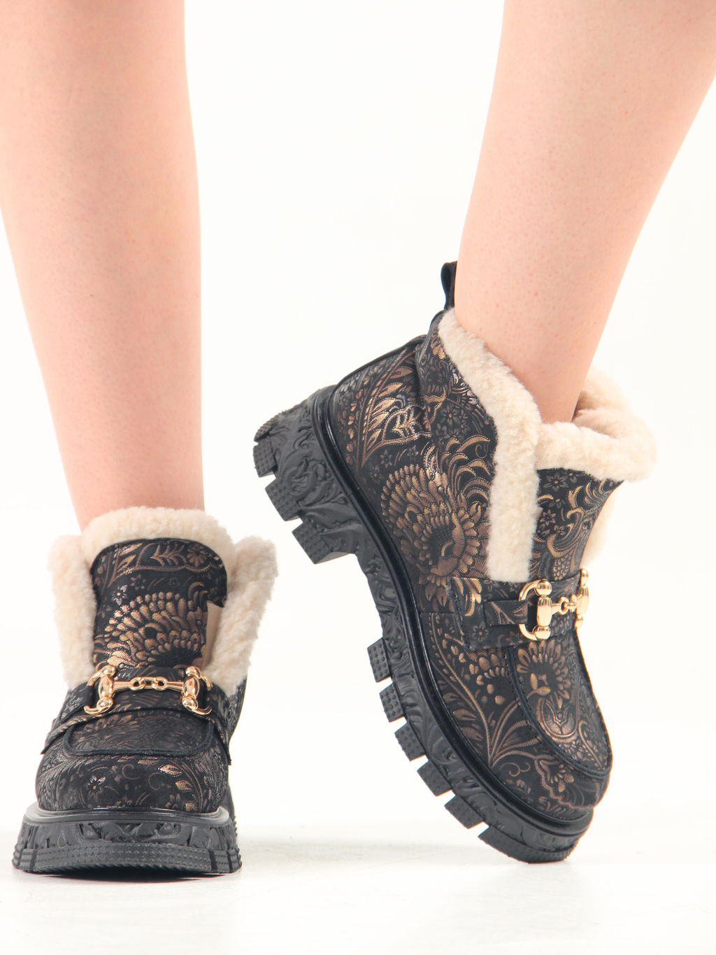 Ботинки 307.PODYUM141 bl.Черная грация/шерсть