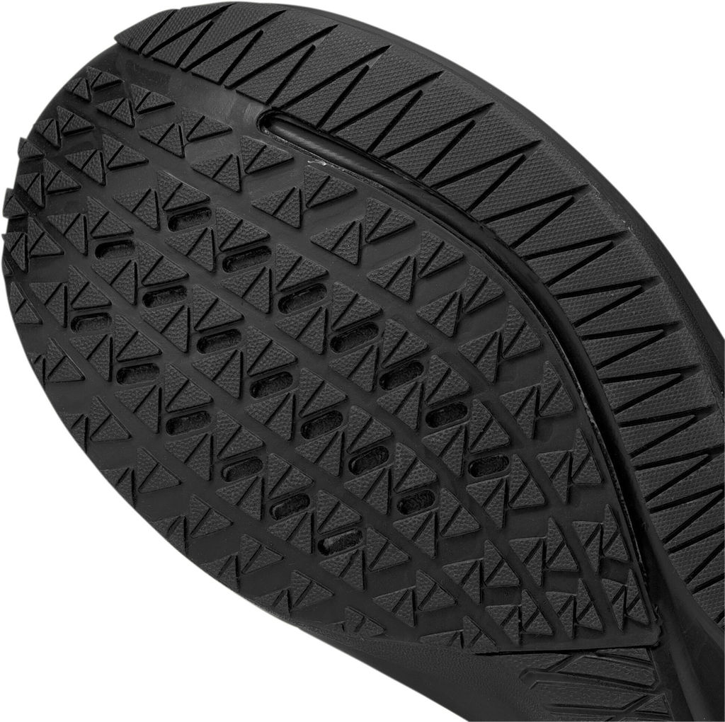 Кроссовки взрослые