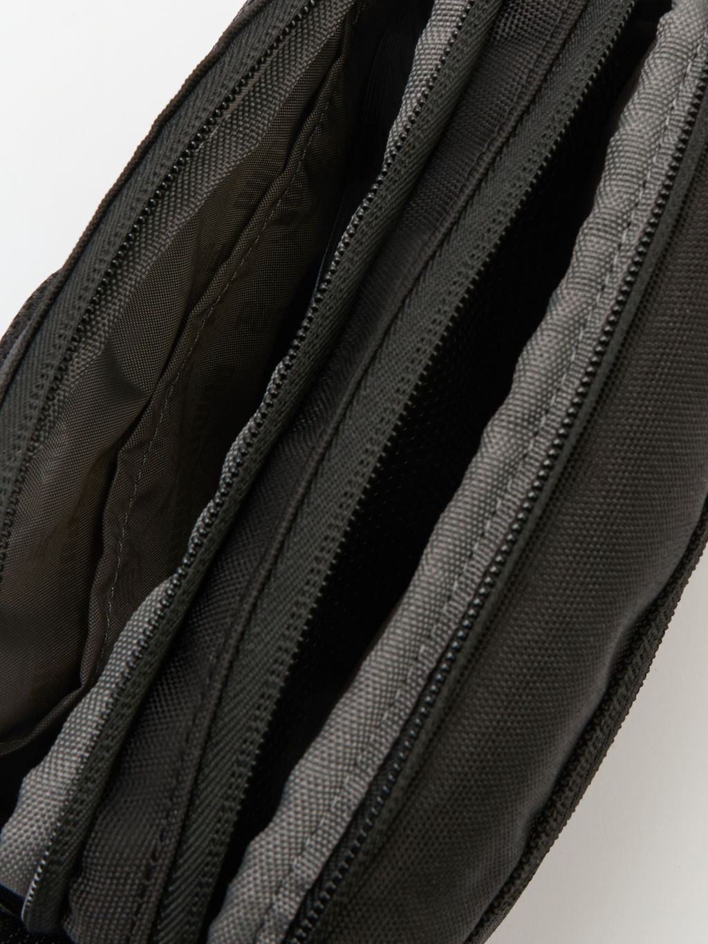 Сумка через плечо PUMA ESSENTIALS Crossbody Bag Артикул 4301793, черный