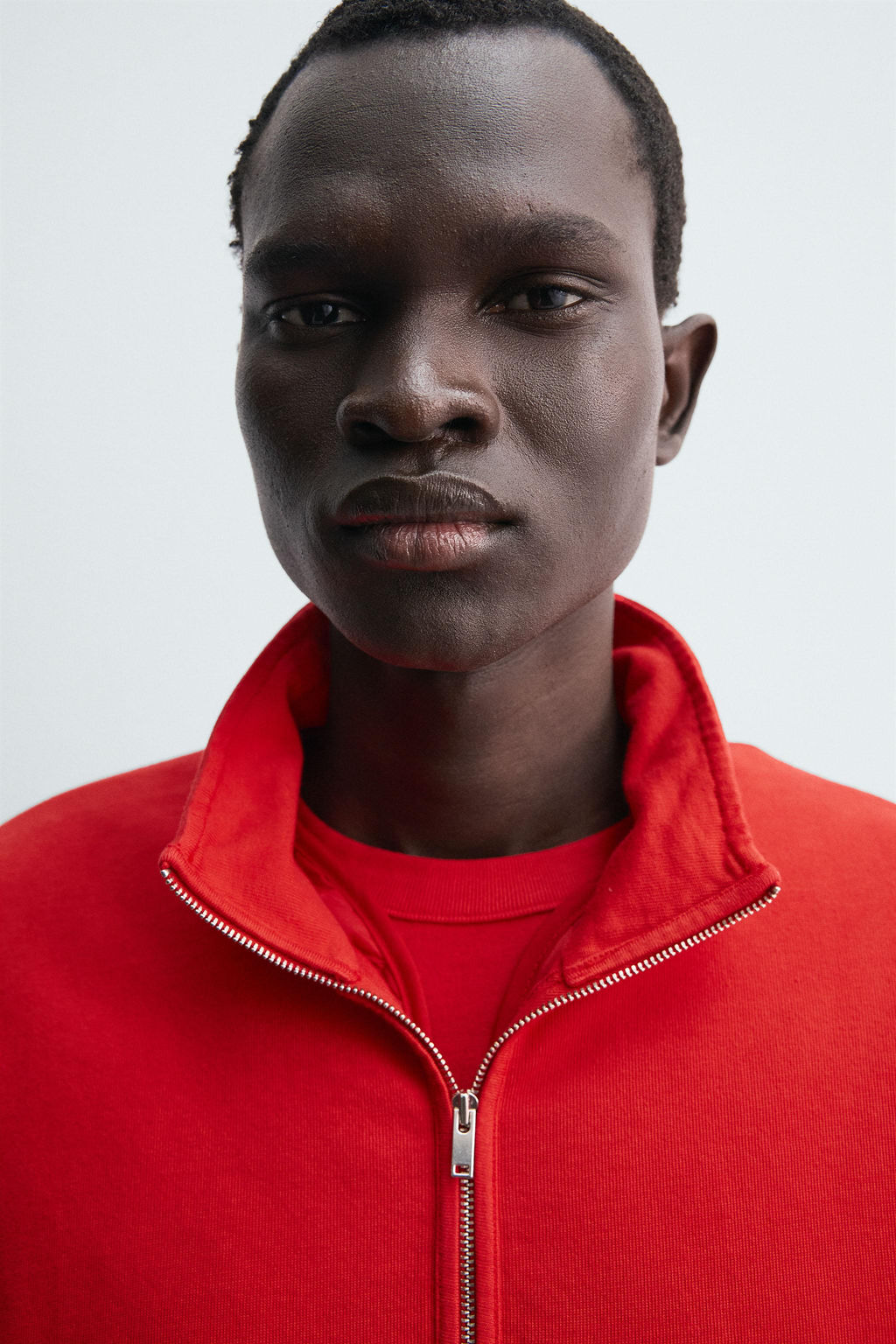 WASHED QUARTER-ZIP SWEATSHIRT