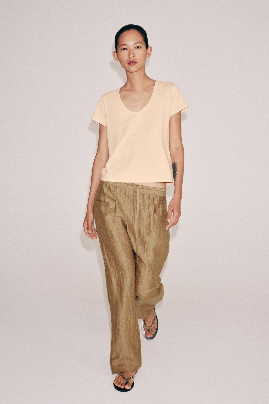 PANTAL?N MEZCLA LINO ZW COLLECTION / Camel medio - Zara фото 3